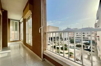 3 bedrooms apartment for sale, Torrevieja, Spain No. 2607