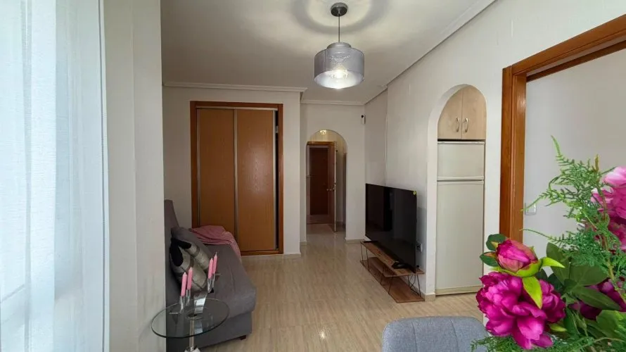 40m² apartment for sale, Torrevieja, Spain No. 2619 № 14