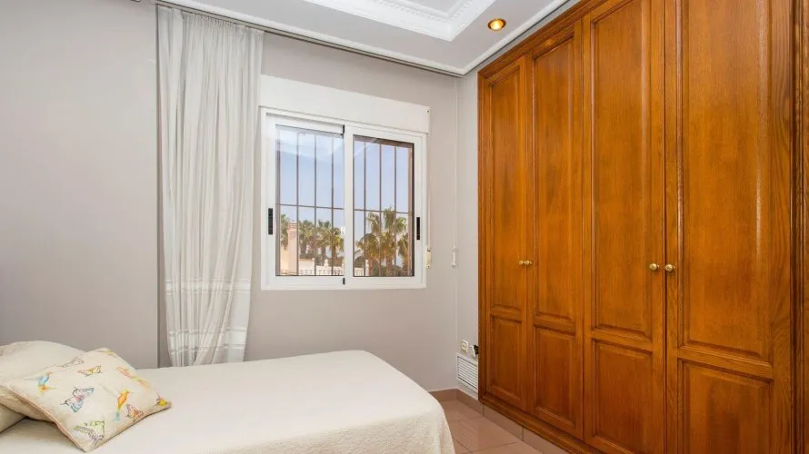 180m² villa for sale, Torrevieja, Spain No. 2595 № 5