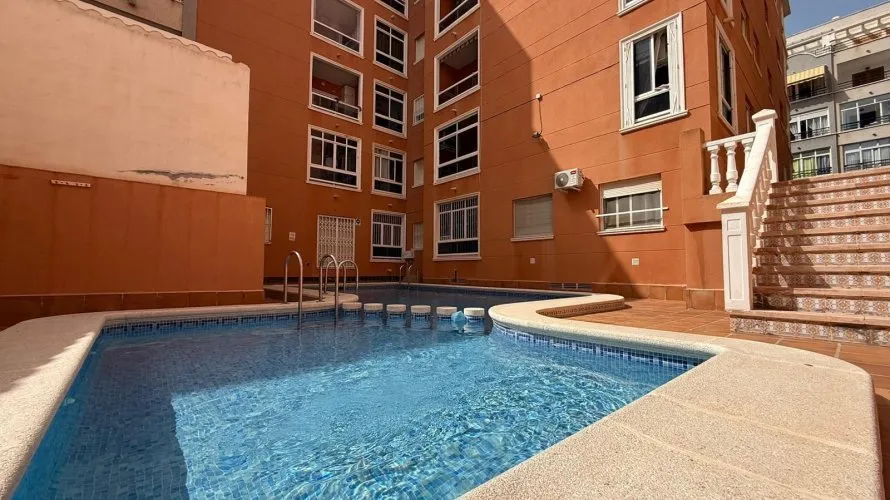 2 bedrooms apartment for sale, Torrevieja, Spain No. 2528 № 21