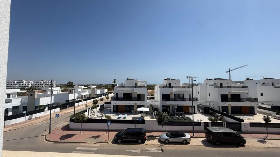 2 bedrooms apartment for sale, Los Alcazares, Spain No. 2604 № 2