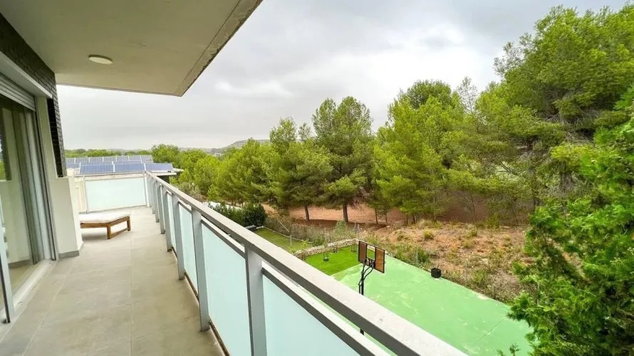4 bedrooms apartment for sale, Chiva, Spain No. 2580 № 23