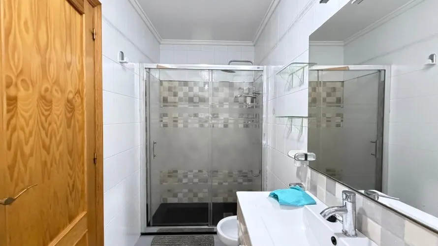 2 bedrooms apartment for sale, Torrevieja, Spain No. 2630 № 10