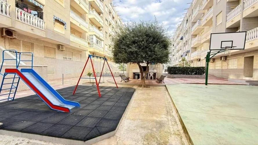 1 bedroom apartment for sale, Torrevieja, Spain No. 2557 № 5