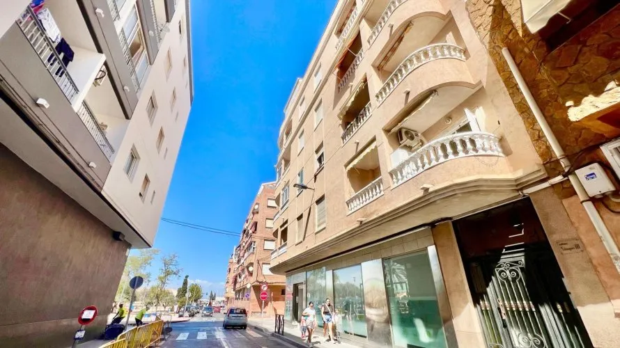 1 bedroom apartment for sale, Torrevieja, Spain No. 2623