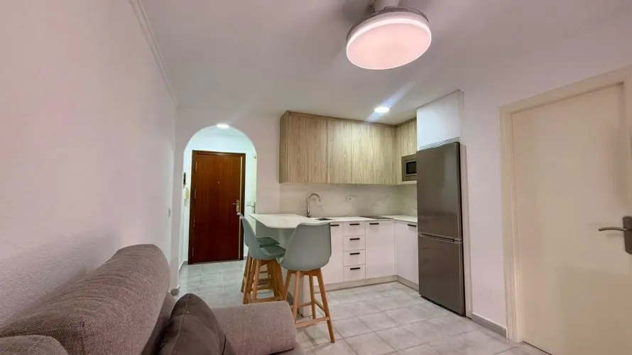 1 bedroom apartment for sale, Torrevieja, Spain No. 2566 № 18