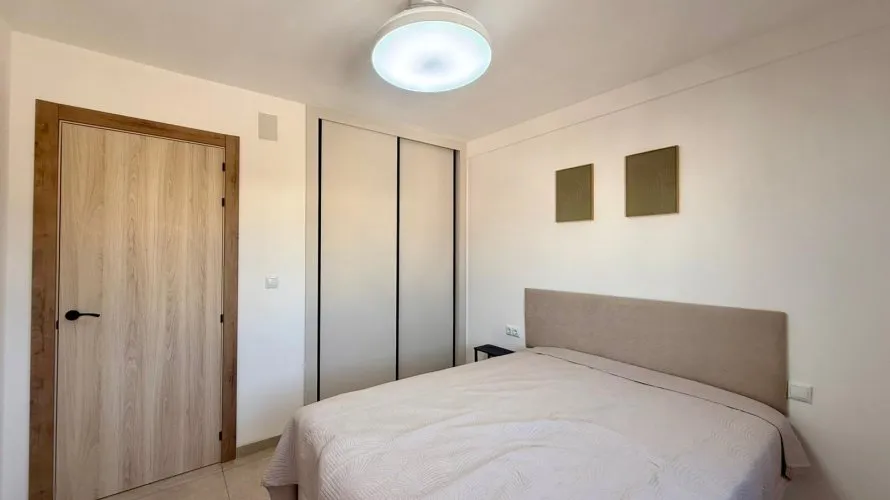 1 bedroom penthouse for sale, Torrevieja, Spain No. 2567 № 5