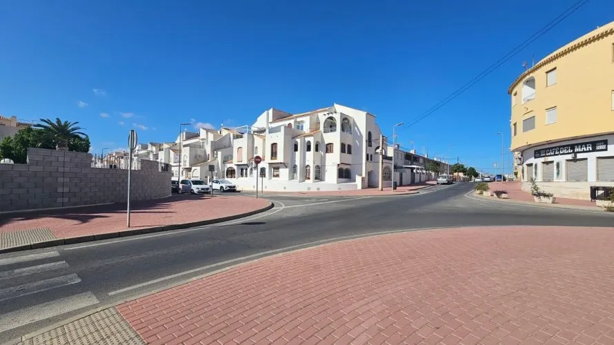 3 bedrooms apartment for sale, Torrevieja, Spain No. 2570