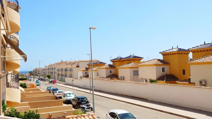 1 bedroom apartment for sale, Alicante, Spain No. 2521 № 4
