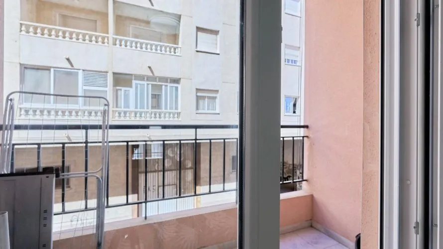 1 bedroom apartment for sale, Torrevieja, Spain No. 2667 № 6
