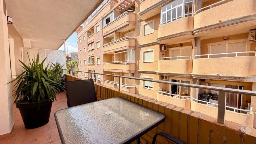 3 bedrooms apartment for sale, Torrevieja, Spain No. 2601 № 2