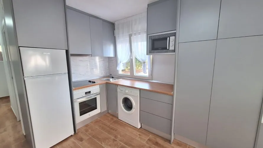 1 bedroom apartment for sale, Torrevieja, Spain No. 2642 № 1