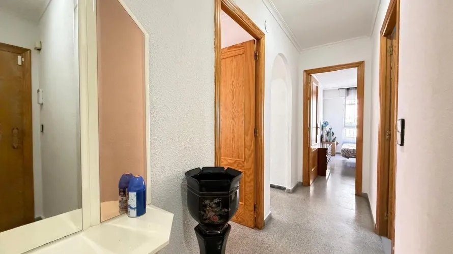 2 bedrooms apartment for sale, Torrevieja, Spain No. 2630 № 24