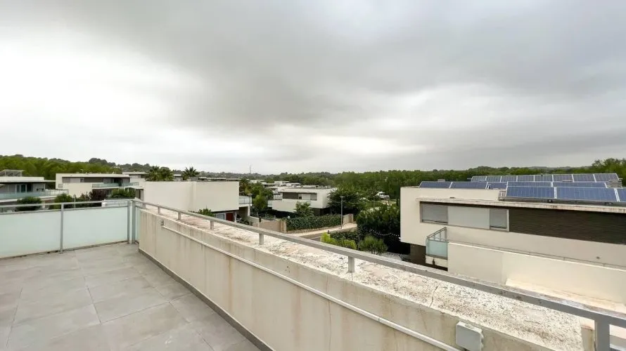 4 bedrooms apartment for sale, Chiva, Spain No. 2580 № 27