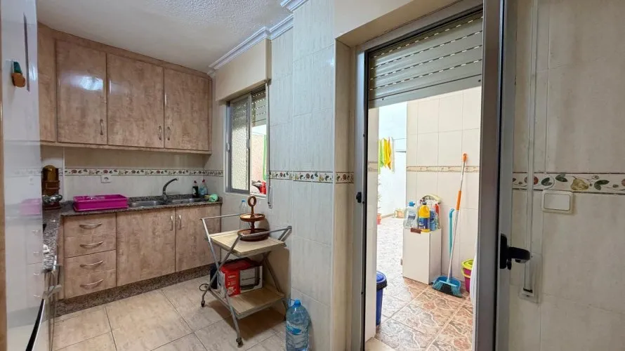 3 bedrooms apartment for sale, Torrevieja, Spain No. 2632 № 24