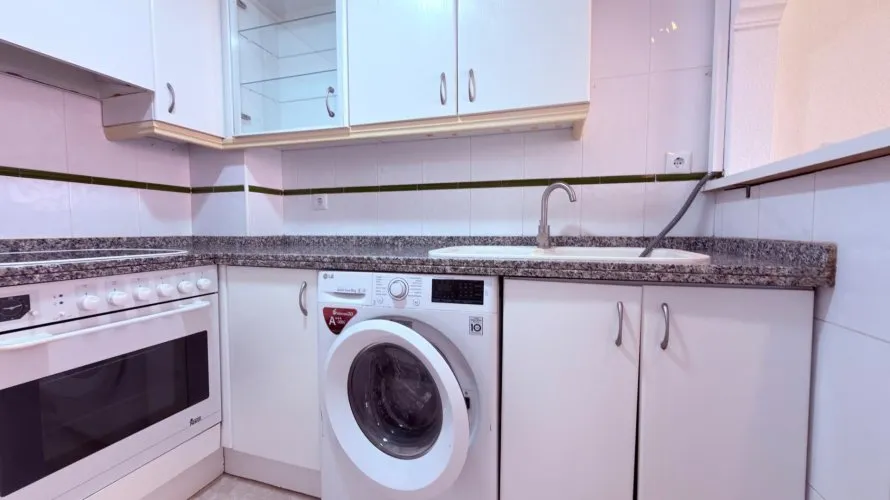 1 bedroom apartment for sale, Alicante, Spain No. 2556 № 10
