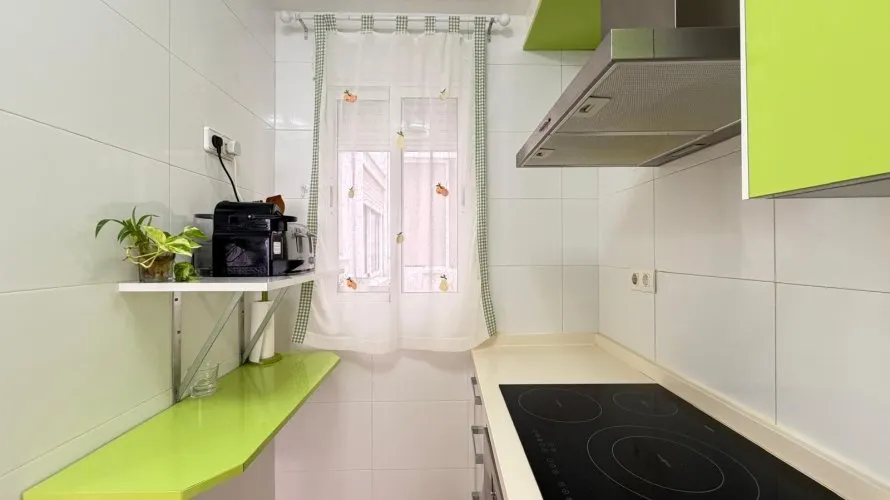 2 bedrooms apartment for sale, Torrevieja, Spain No. 2613