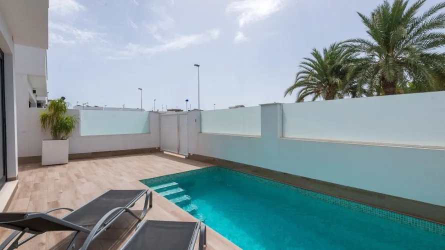 121m² villa for sale, Las Esperanzas, Spain No. 2599