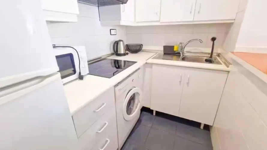 1 bedroom apartment for sale, Torrevieja, Spain No. 2621 № 6