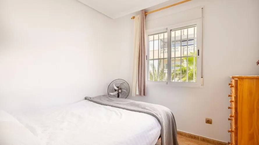 57m² apartment for sale, La Mata, Spain No. 2596 № 10