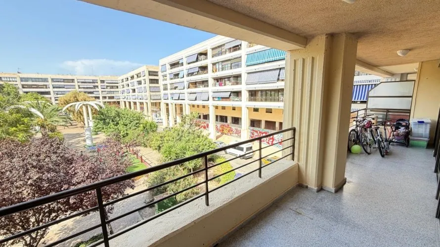 3 bedrooms apartment for sale, Guardamar del Segura, Spain No. 2565 № 17