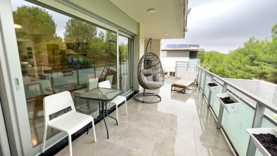 4 bedrooms apartment for sale, Chiva, Spain No. 2580 № 10