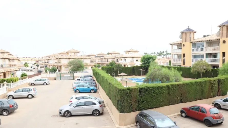 2 bedrooms apartment for sale, La Zenia, Spain No. 2605