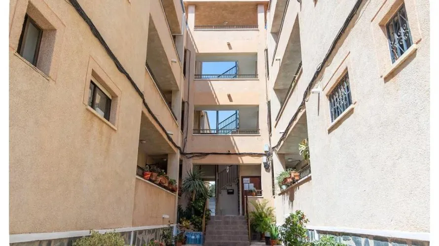 25m² apartment for sale, Torrevieja, Spain No. 2508 № 15