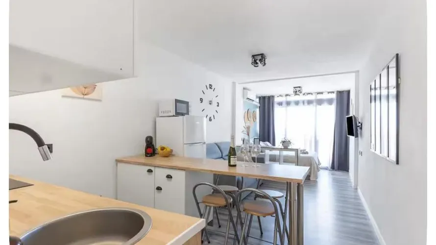 25m² apartment for sale, Torrevieja, Spain No. 2508 № 1