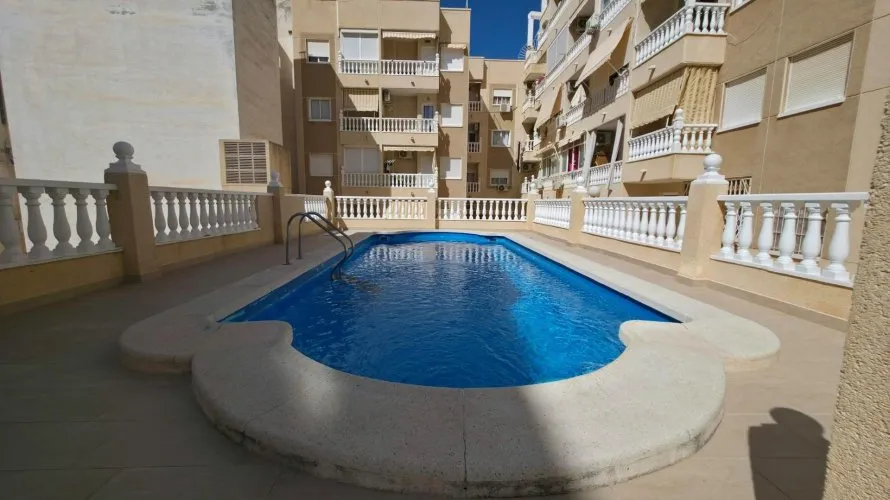 3 bedrooms apartment for sale, Torrevieja, Spain No. 2534 № 1