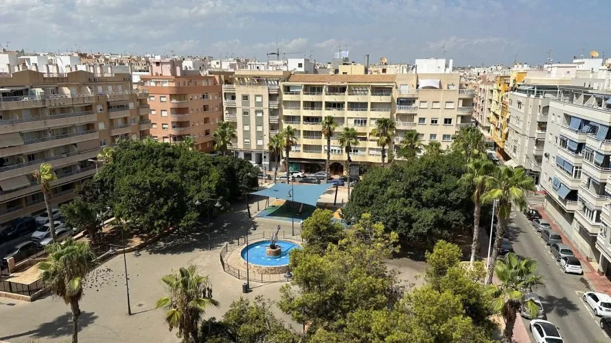 26m² apartment for sale, Torrevieja, Spain No. 2500 № 11