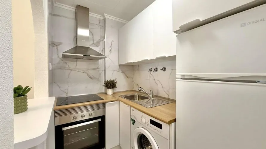 1 bedroom apartment for sale, Torrevieja, Spain No. 2557 № 14