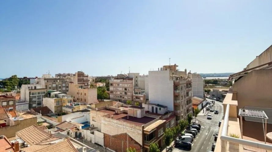 1 bedroom penthouse for sale, Torrevieja, Spain No. 2791 № 19