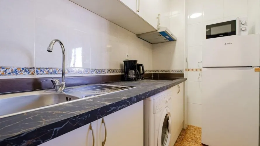 1 bedroom apartment for sale, Torrevieja, Spain No. 2882 № 17