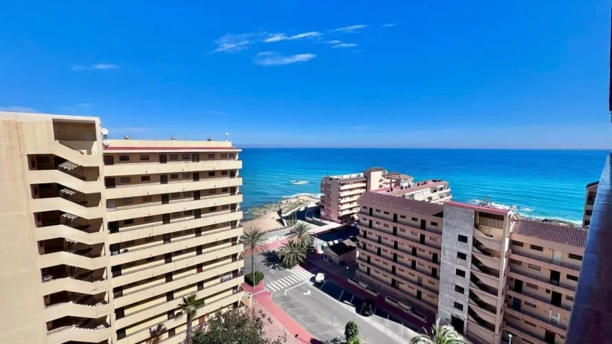 65m² apartment for sale, Torrevieja, Spain No. 2859 № 3