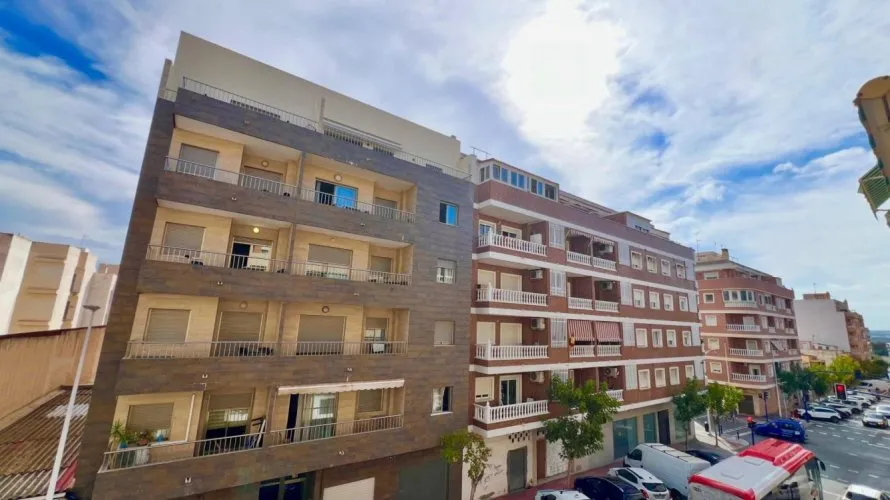 2 bedrooms apartment for sale, Torrevieja, Spain No. 2839 № 14