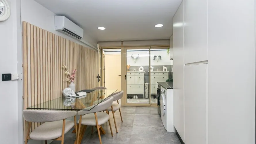 94m² house for sale, Mil Palmeras, Spain No. 2808