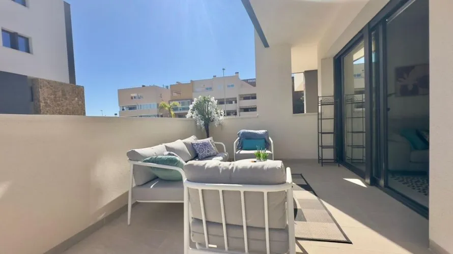 111m² apartment for sale, Torrevieja, Spain No. 2858 № 5