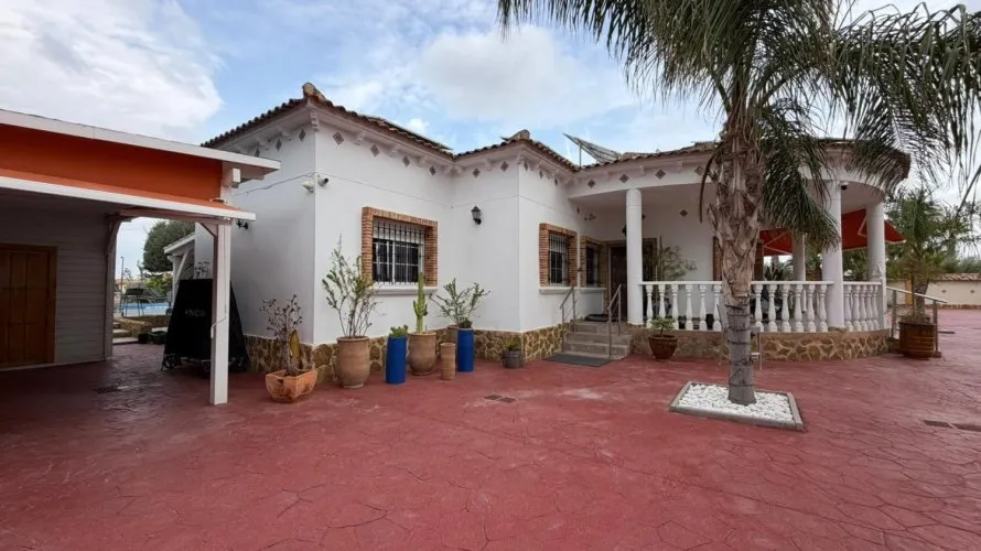 4 bedrooms apartment for sale, Catral, Spain No. 2822 № 26