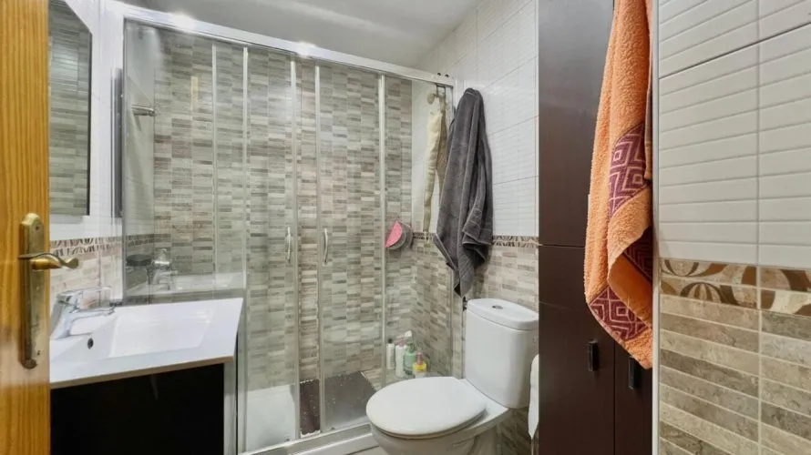2 bedrooms apartment for sale, Torrevieja, Spain No. 2839 № 1