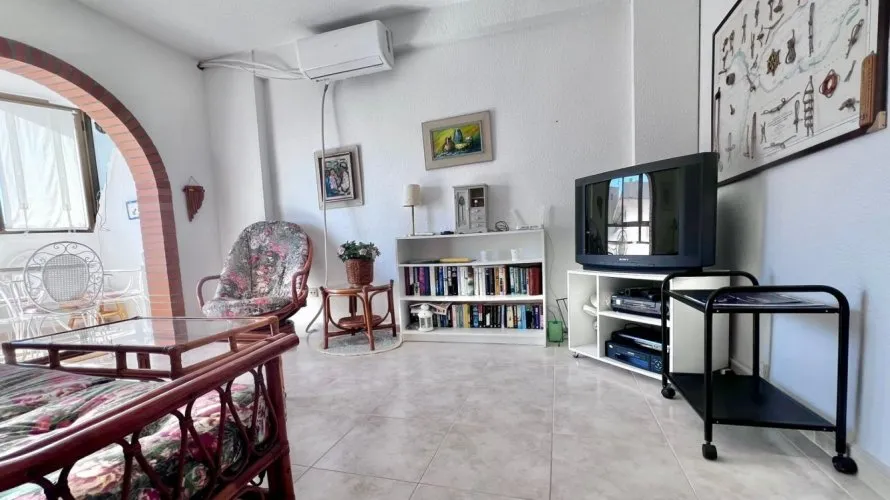 65m² apartment for sale, Torrevieja, Spain No. 2859 № 23
